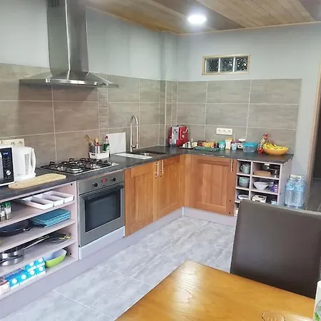 Appartement Slim's Cocoon House Next To Airport For 2a3 Pers *
